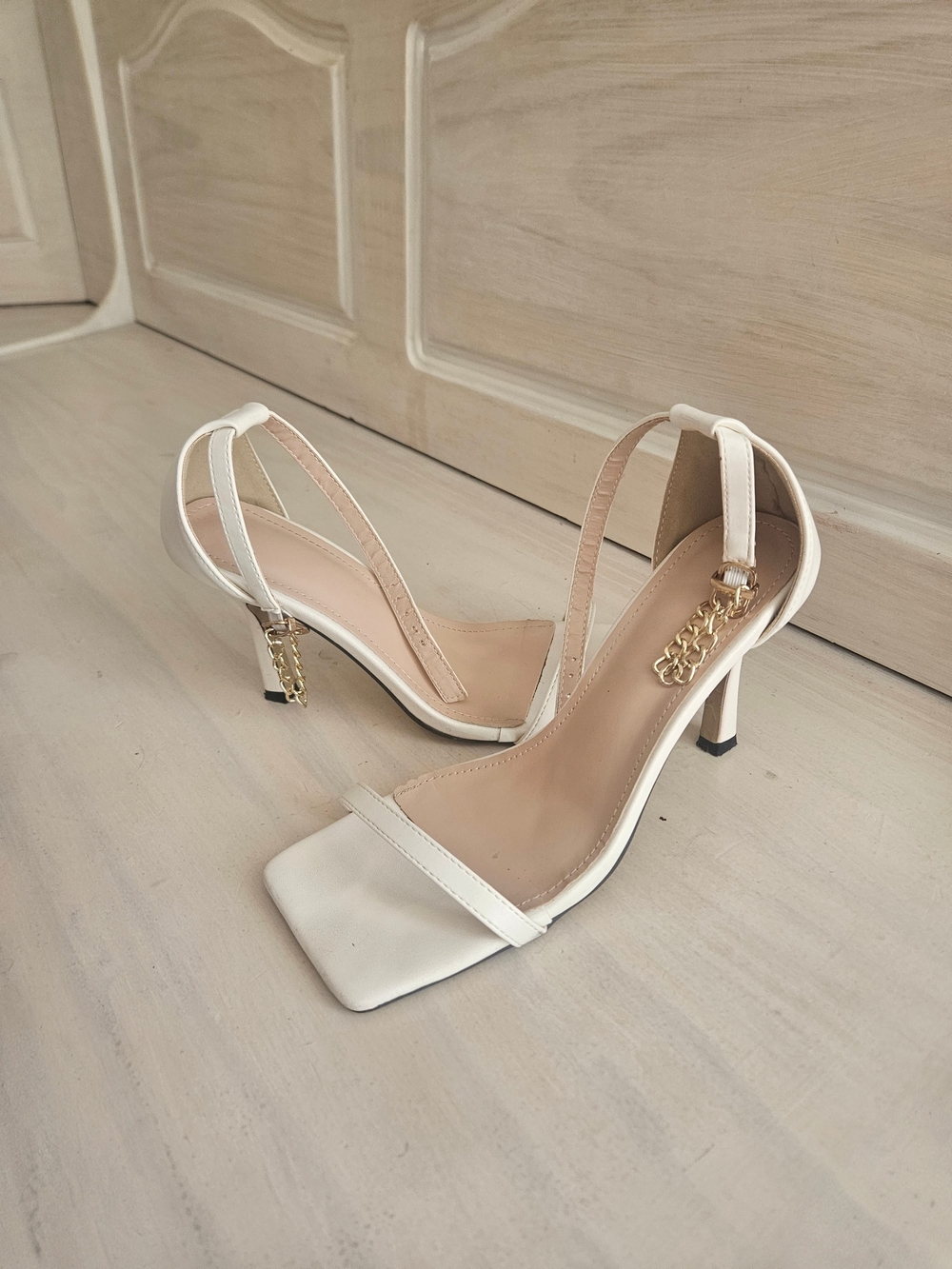 Elegant White Strappy Mid-Heel Sandals